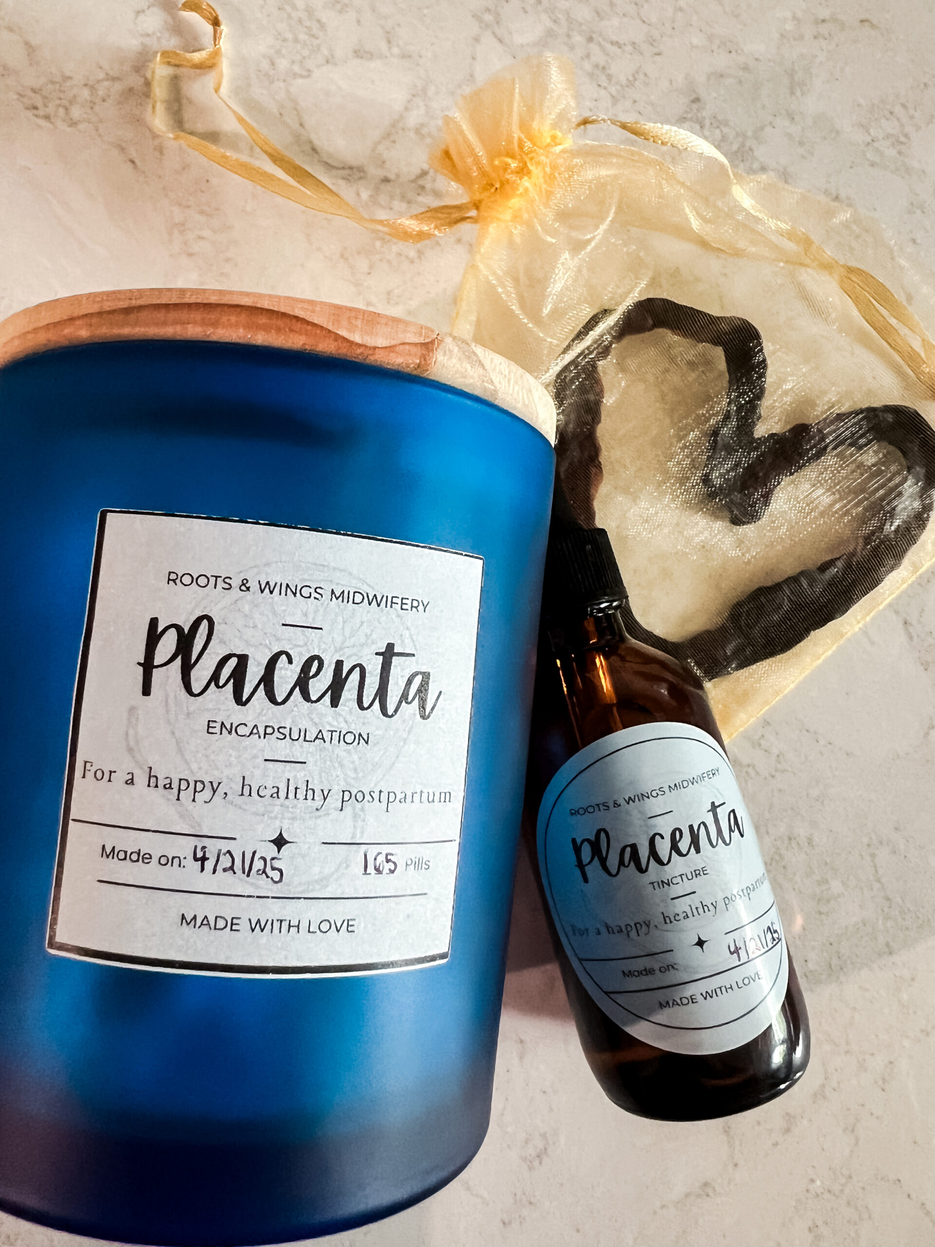 PLACENTA EXCELα ゆりーな keychain-placenta-packaging-